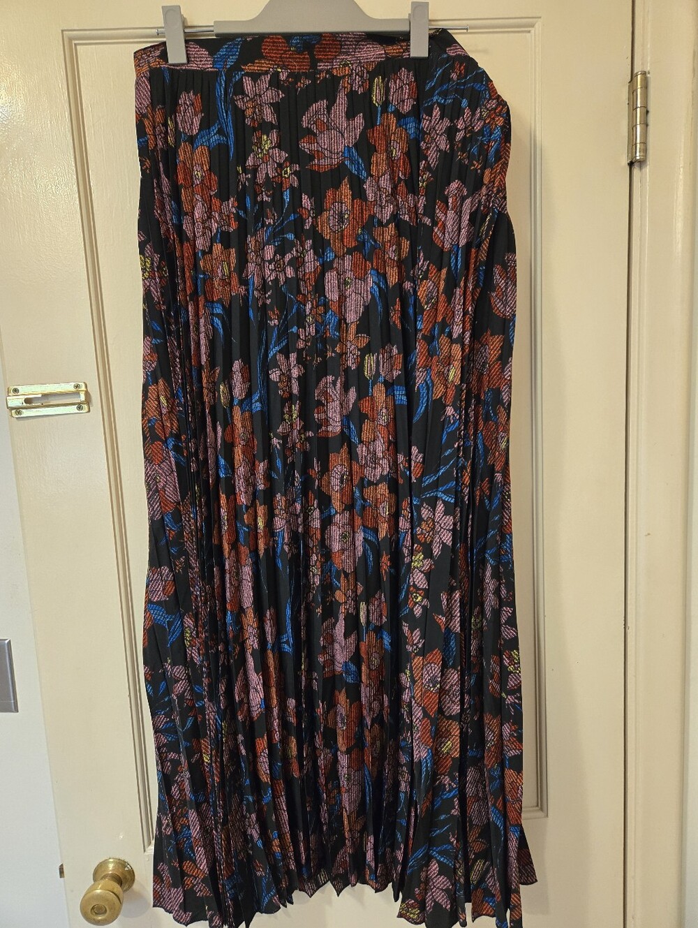 Lulatoe DeAnne Wrap Floral Pleated Maxi Skirt - Black with Pink & Blue Floral